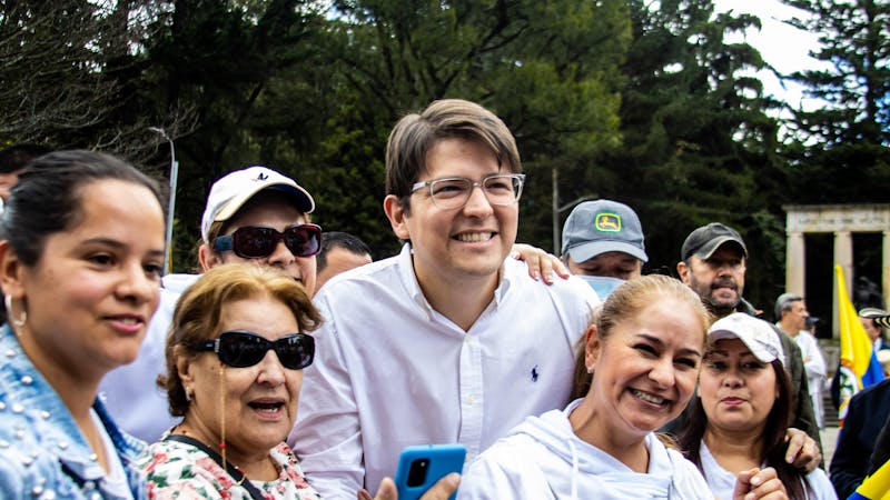Muere Miguel Uribe Turbay y la democracia colombiana pierde una voz para la disensión y el debate Muere Miguel Uribe Turbay y la democracia colombiana pierde una voz para la disensión y el debate
