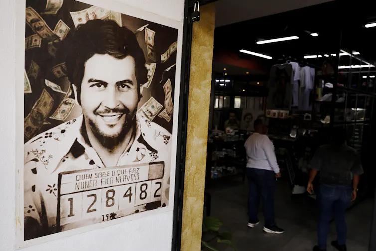 A poster depicting the leader of the Medellín Cartel, Pablo Escobar.