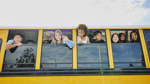 COVID-19 vaccines for kids are mired in uncertainty amid conflicting federal guidance