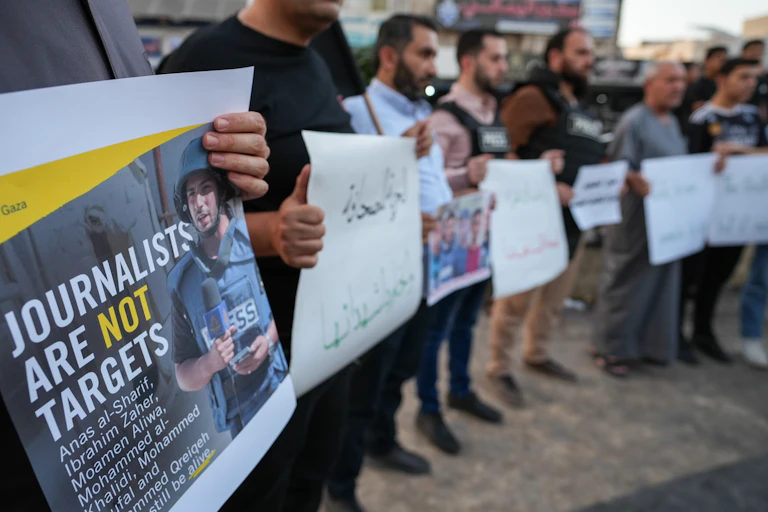Journalists protest against the killing of journalists in the Gaza Strip in August, 2025.