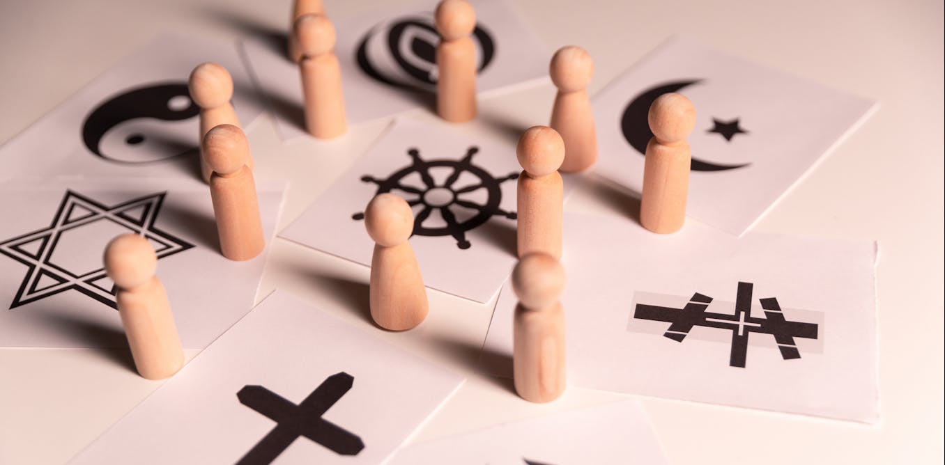 The paradox of pluralism: How college shapes students' views of other religions