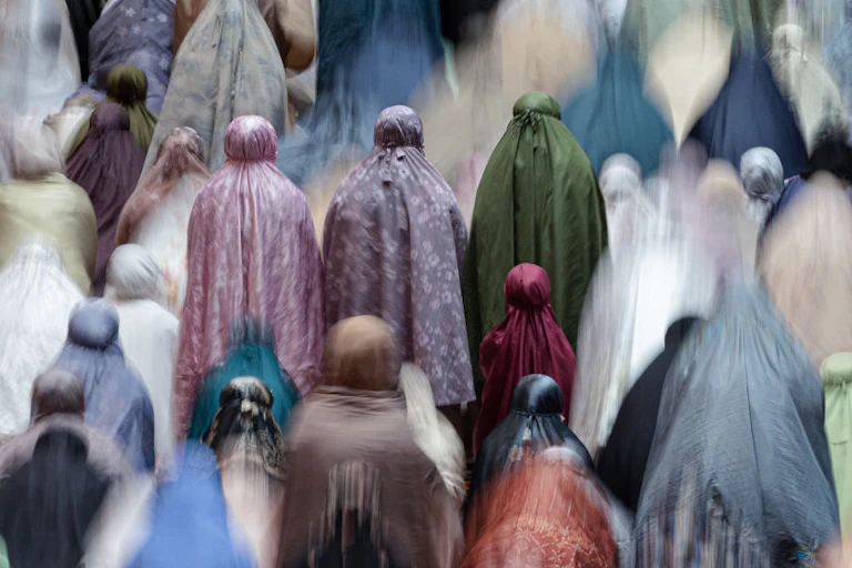 Women in Islamic dress