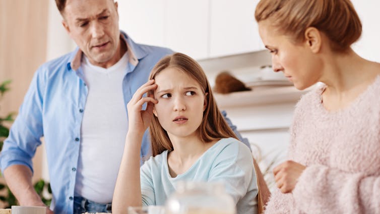 Más allá de Freud: Edipo y Electra en los adolescentes de hoy Más allá de Freud: Edipo y Electra en los adolescentes de hoy
