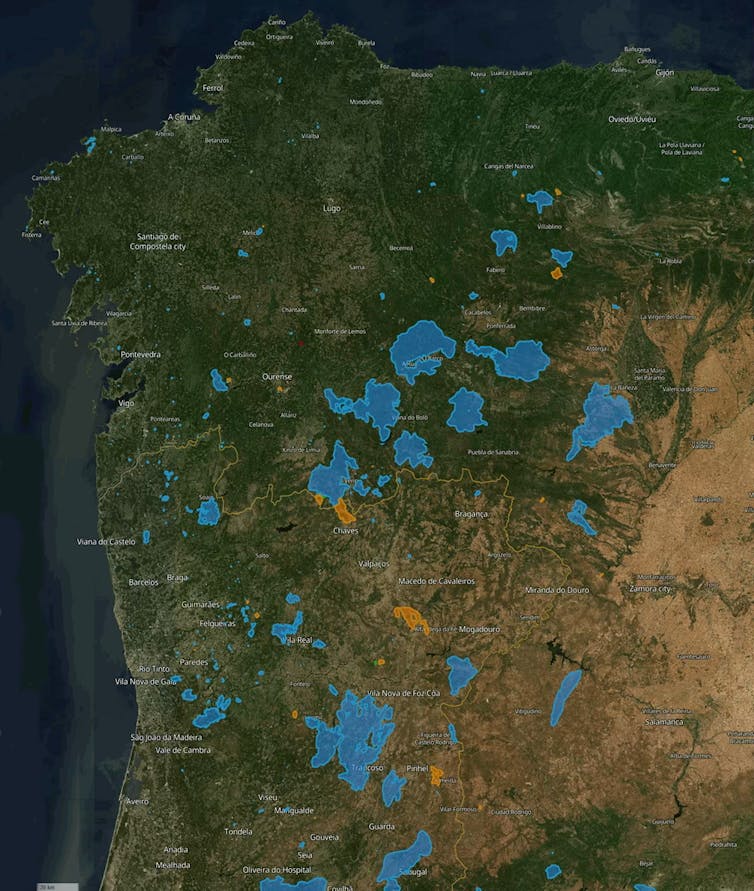 Mapa del noroeste de la península ibérica donde se indica la situación y área de los principales incendios de agosto de 2025