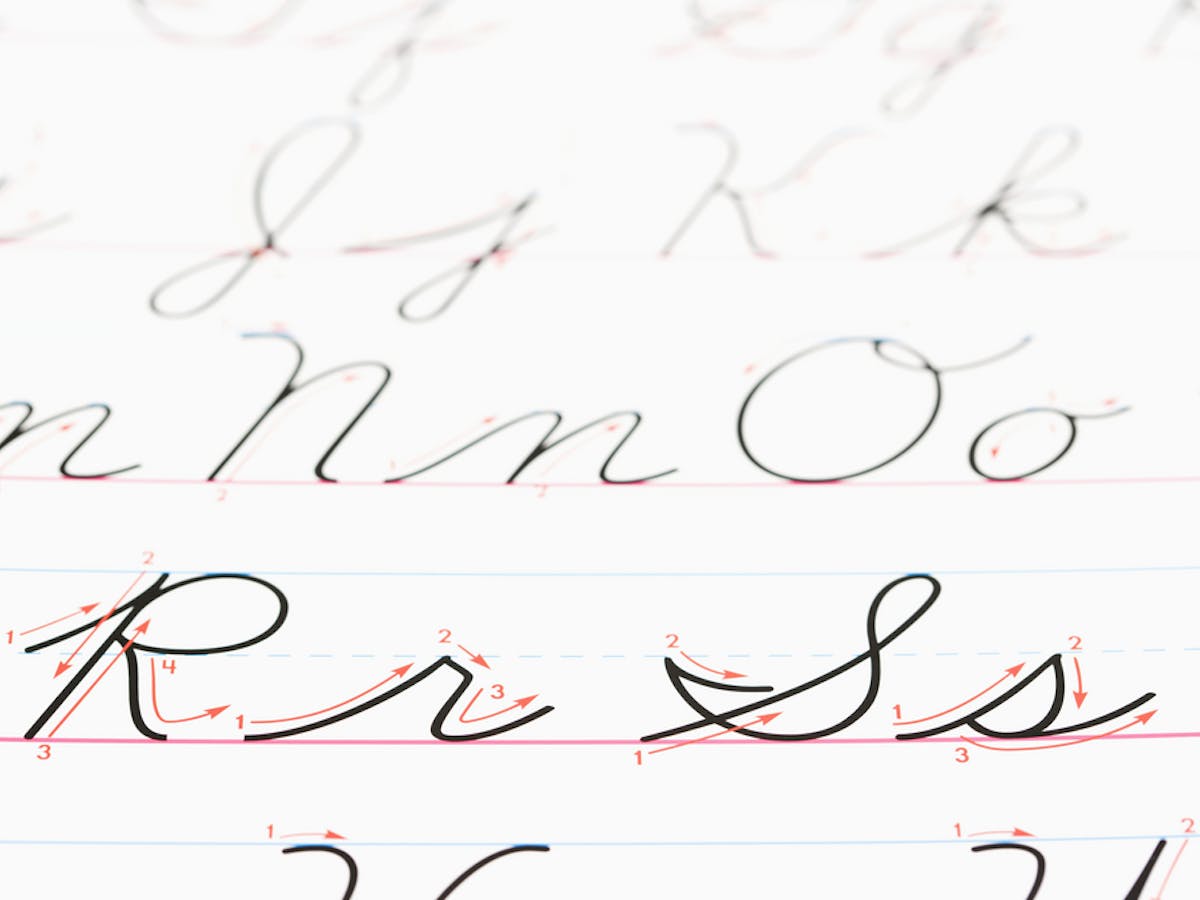Teaching cursive handwriting is an outdated waste of time