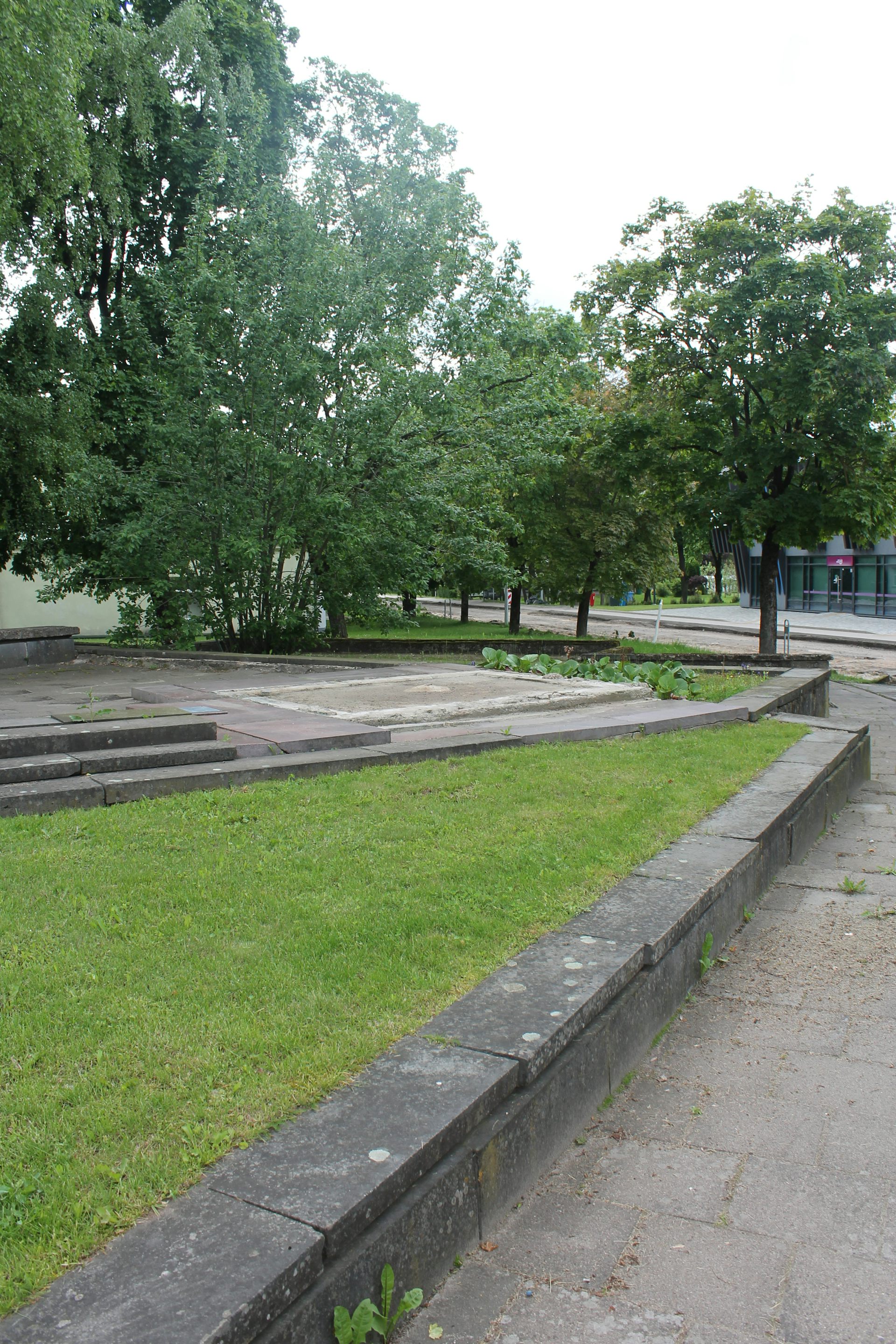 The empty site where the Flag Bearers monument once stood in Ukmergė, Lithuania.