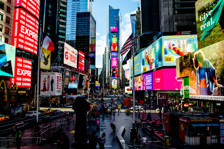 times square et ses écrans