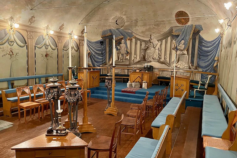 Loge maçonnique du Locle, salle du temple