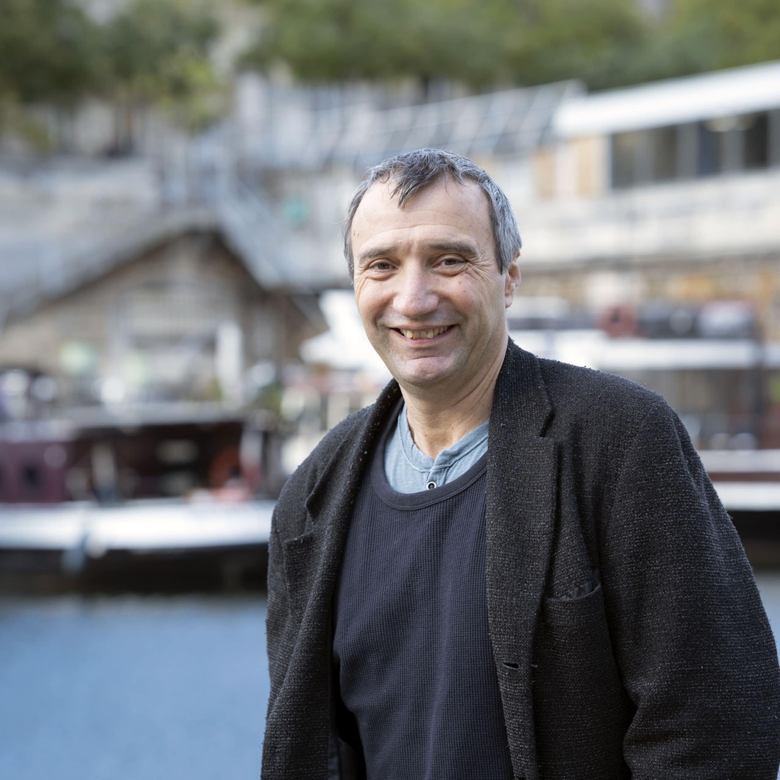 portrait d'olivier adam