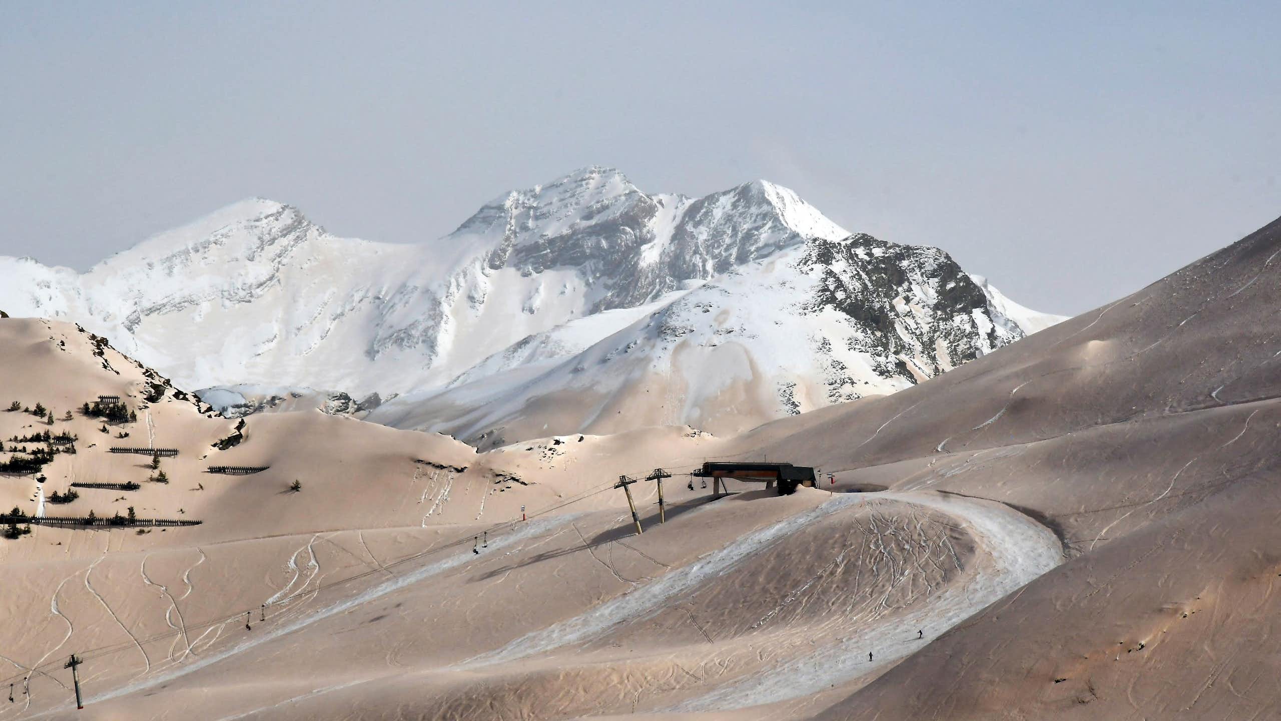 Les poussières du Sahara qui remontent en Europe sont-elles radioactives du fait des essais nucléaires des années 1960 ?