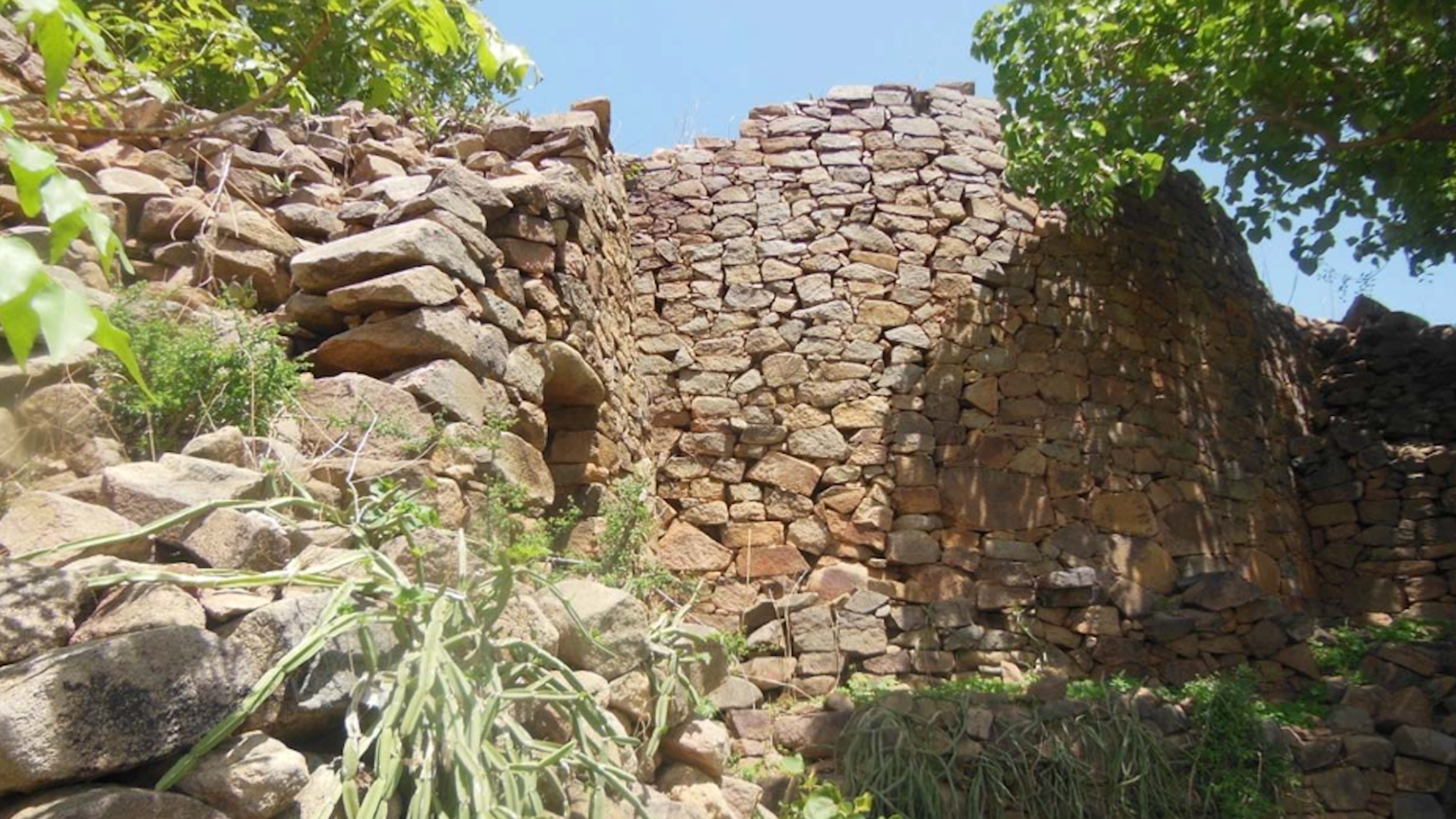 Construction ancienne en pierre