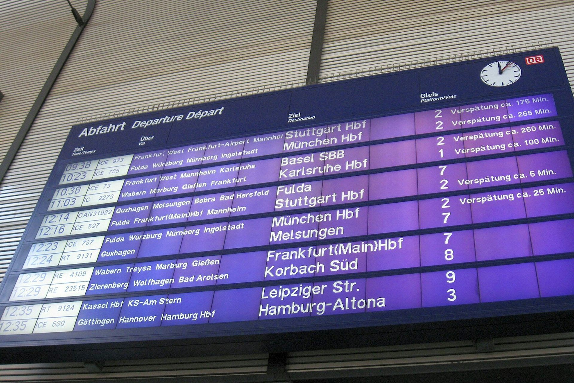 Trains supprimés en gare de Kassel-Wilhelmshöhe