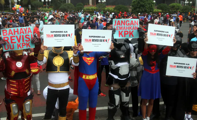 revisi uu kpk melemahkan kpk