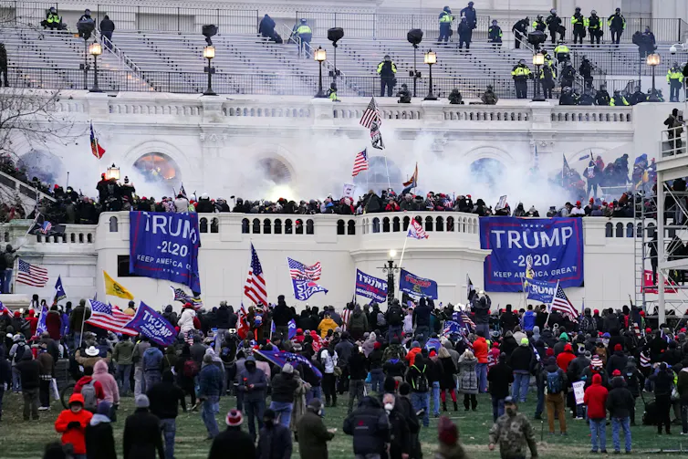Supporters ofr Donald Trump invade the US Capitol during the january 6 riots.
