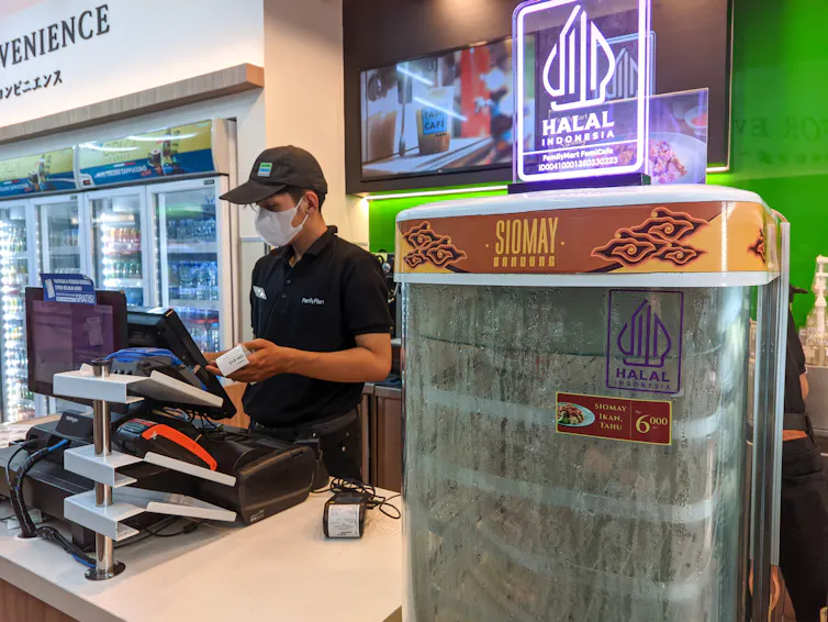 Wisata halal Indonesia stagnan