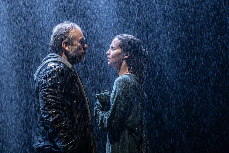 Ellida and Finn in the rain.