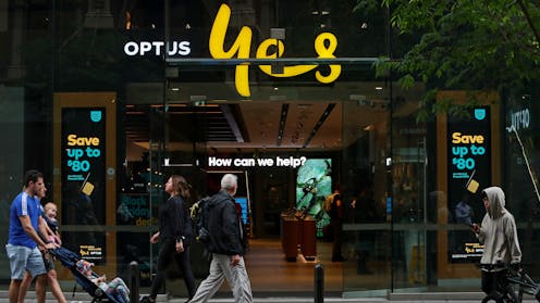 Should the Optus chief quit? These 5 fixes would do far more to stop another 000 failure