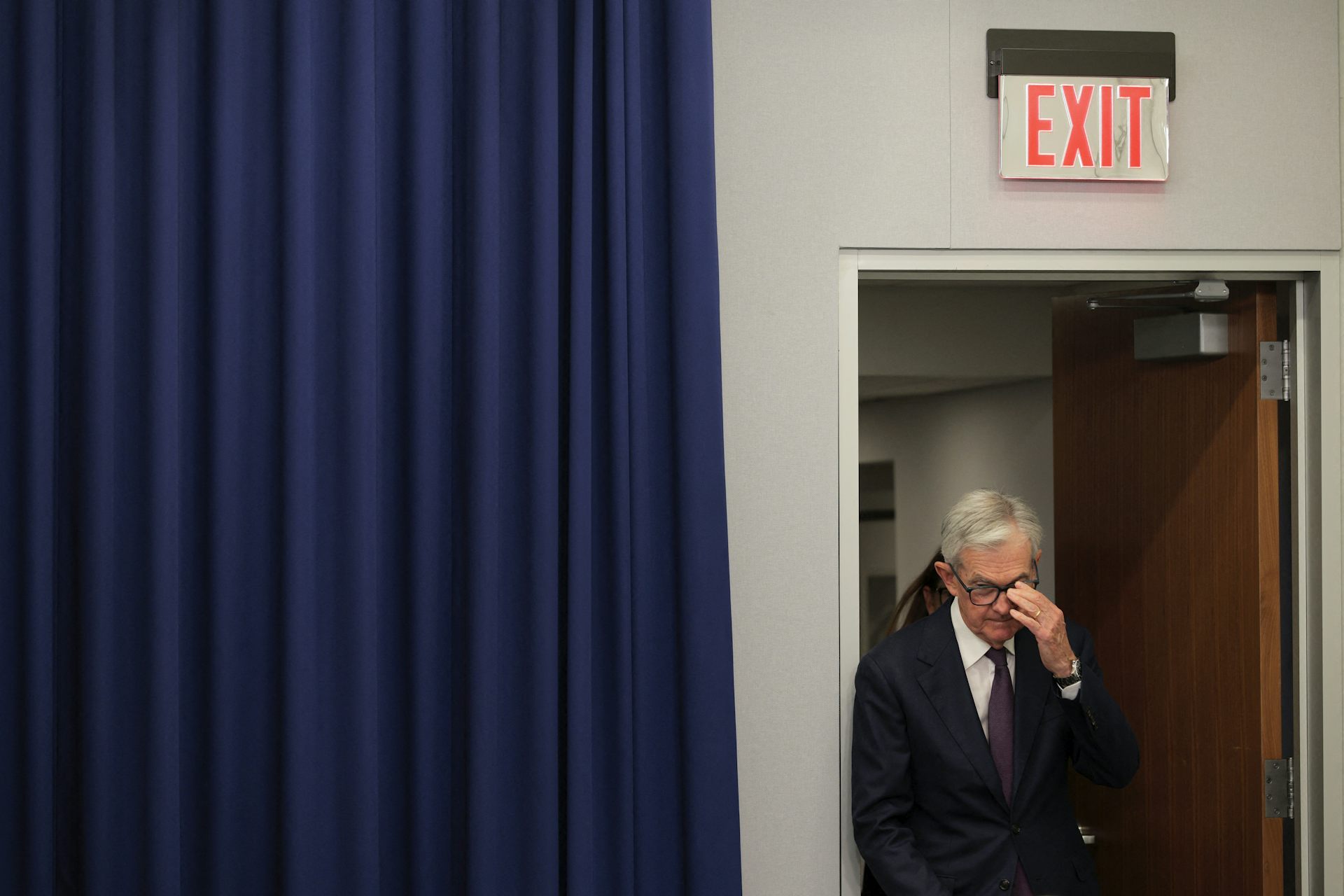 Les pressions de Donald Trump sur la Fed annoncent-elles la fin du dollar ?