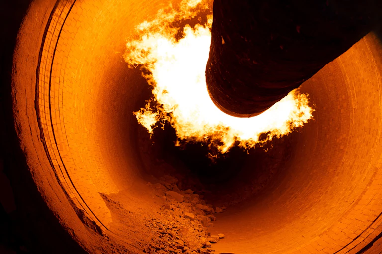 gros plan sur une flamme