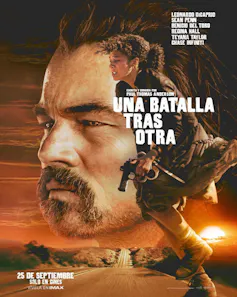 Cartel al estilo de los años 50 de One Battle after another con Bob Ferguson y su hija.