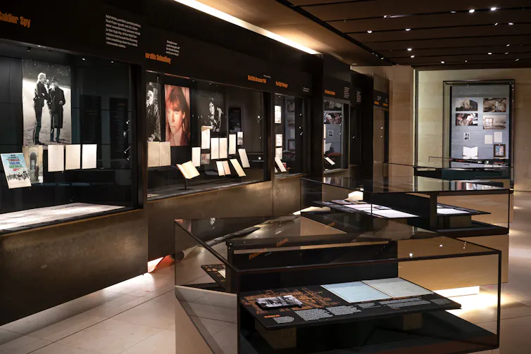 Picture of the various exhibits in the show.