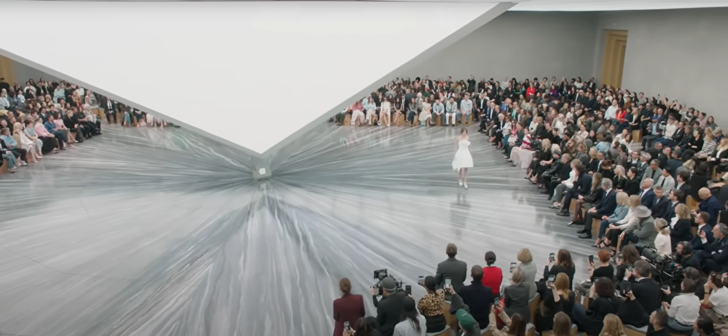 Puesta en escena del desfile Dior primavera-verano 2026.