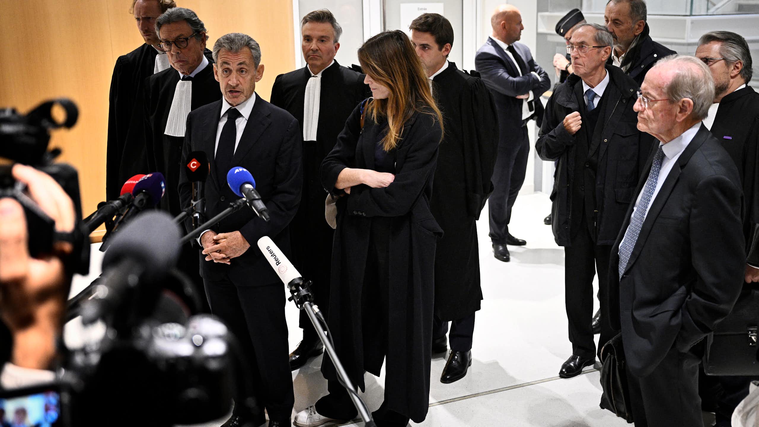 Nicolas Sarkozy condamné à une incarcération sans attendre son appel : pourquoi cette « exécution provisoire » est banale