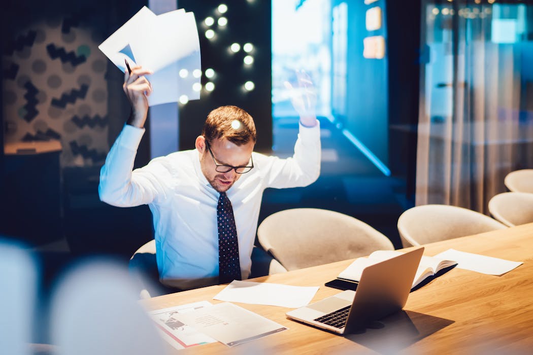 is it ever a good idea to leave your job in anger?