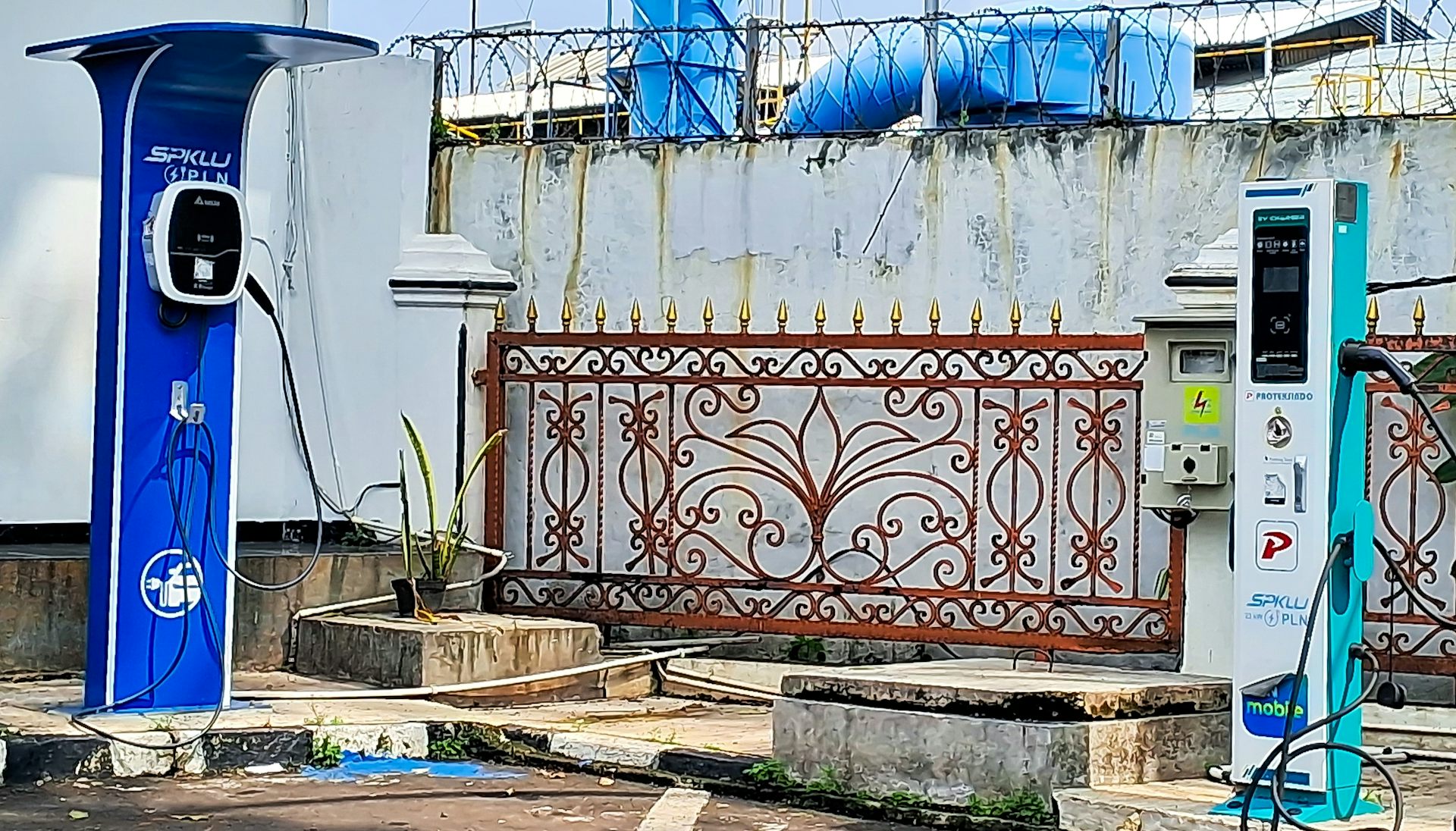 Mobil listrik perlu diberi gula-gula pemanis seperti tersedianya fasilitas pengisian daya di banyak titik