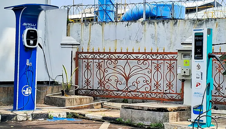 Mobil listrik perlu diberi gula-gula pemanis seperti tersedianya fasilitas pengisian daya di banyak titik