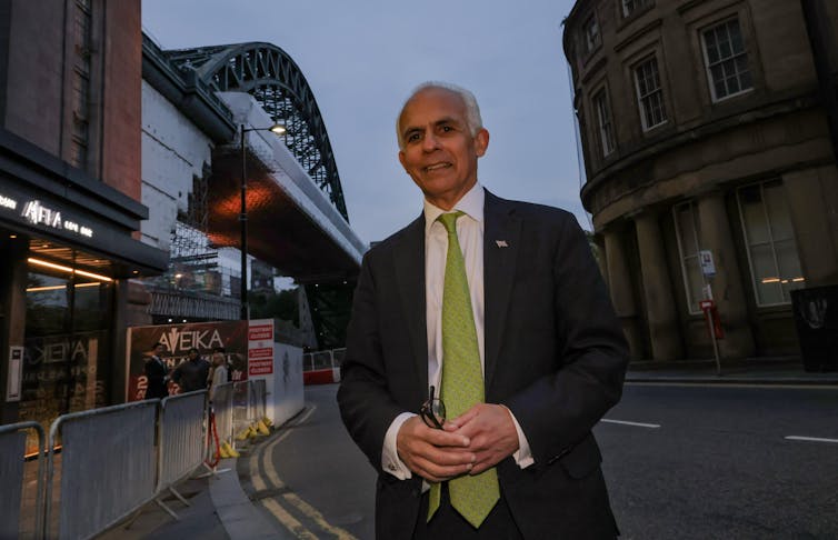 Throughout the far-right social media ecosystem normalising extremist concepts in UK politics 4 Ben Habib