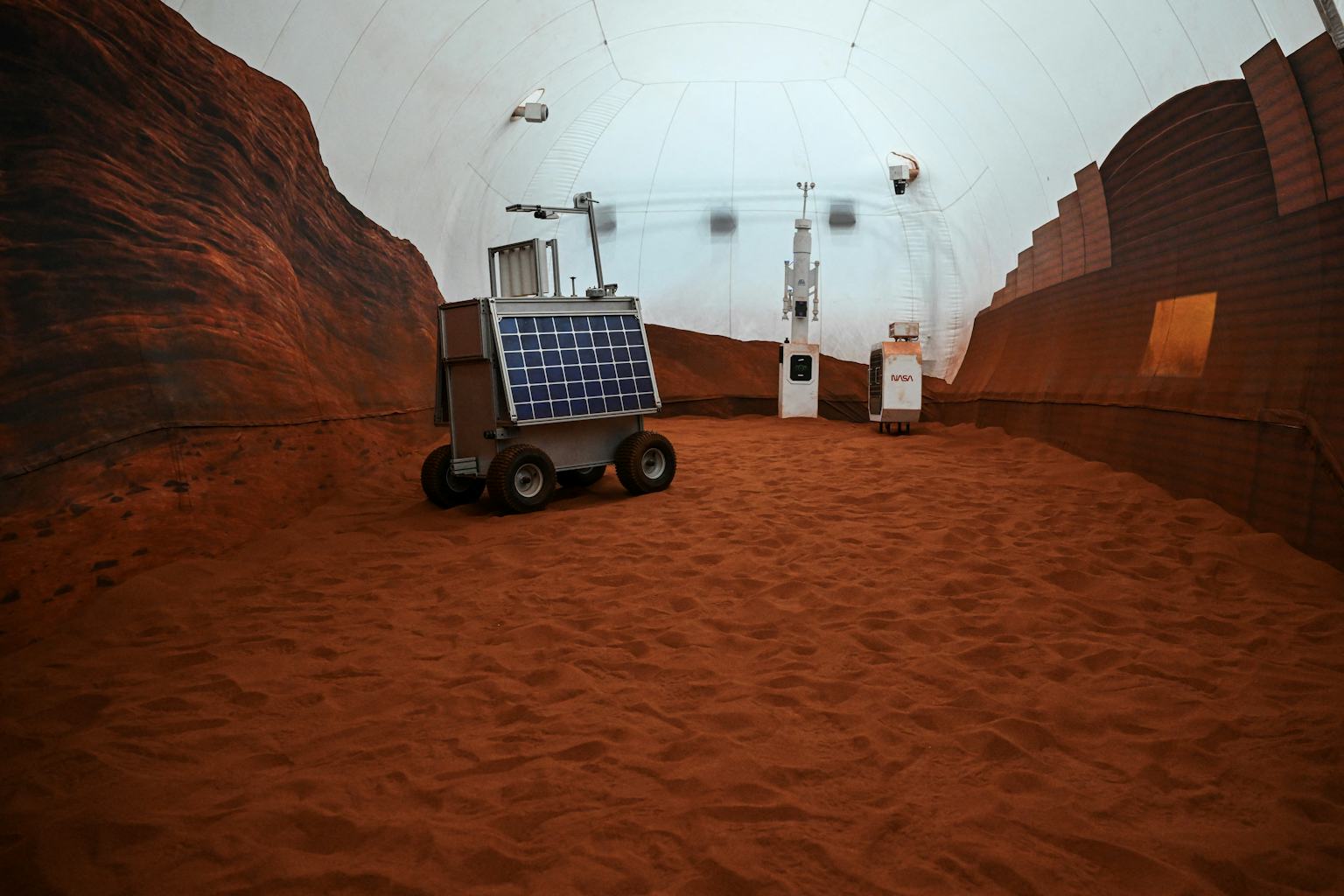Space Exploration in the Backyard, on a Budget – How Nasa Simulates Conditions in Space Without Blasting Off Space Exploration in the Backyard, on a Budget – How Nasa Simulates Conditions in Space Without Blasting Off