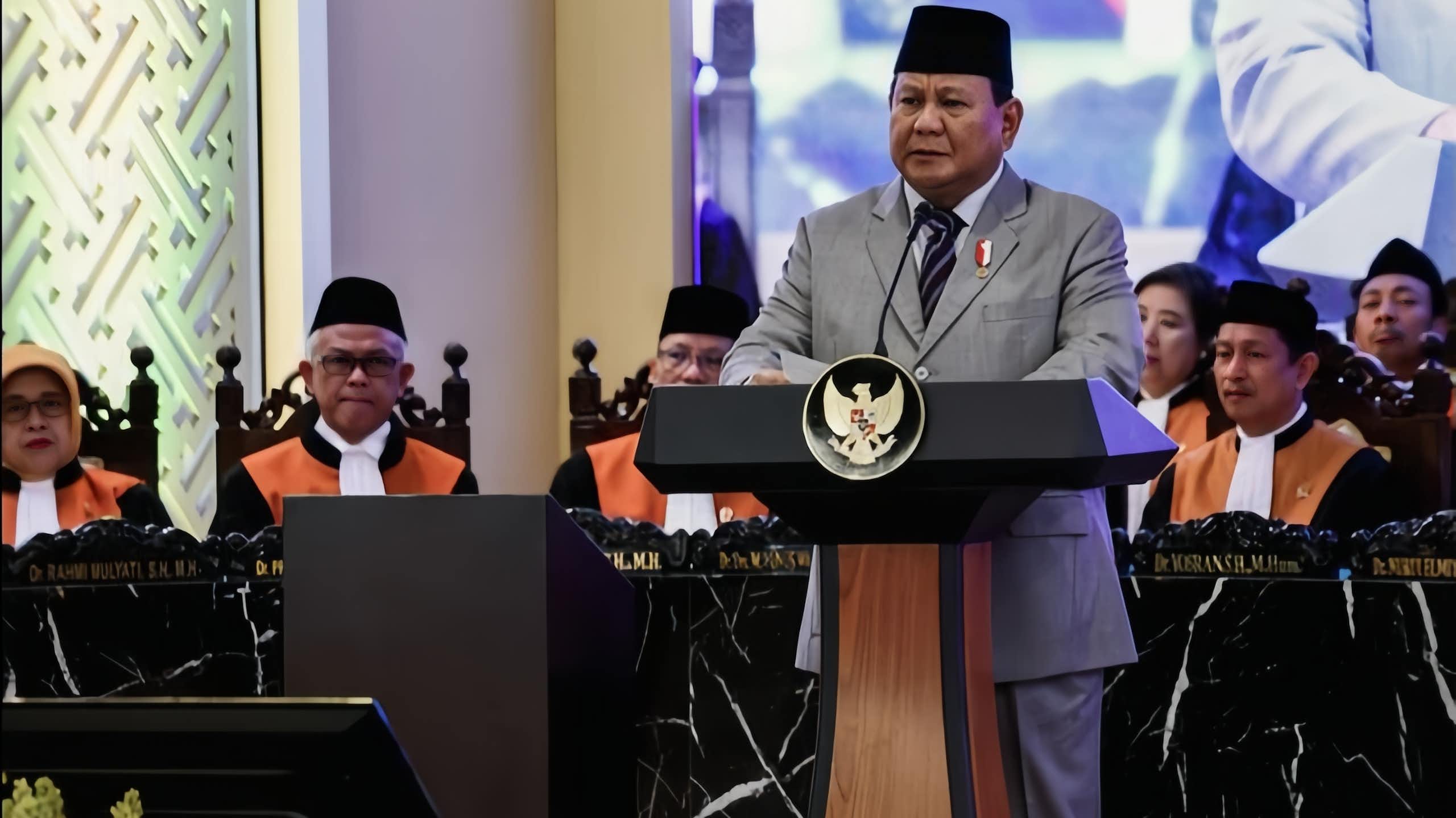 Setahun pemerintahan Prabowo-Gibran: Kebijakan publik elitis dan populis, minim analisis kritis