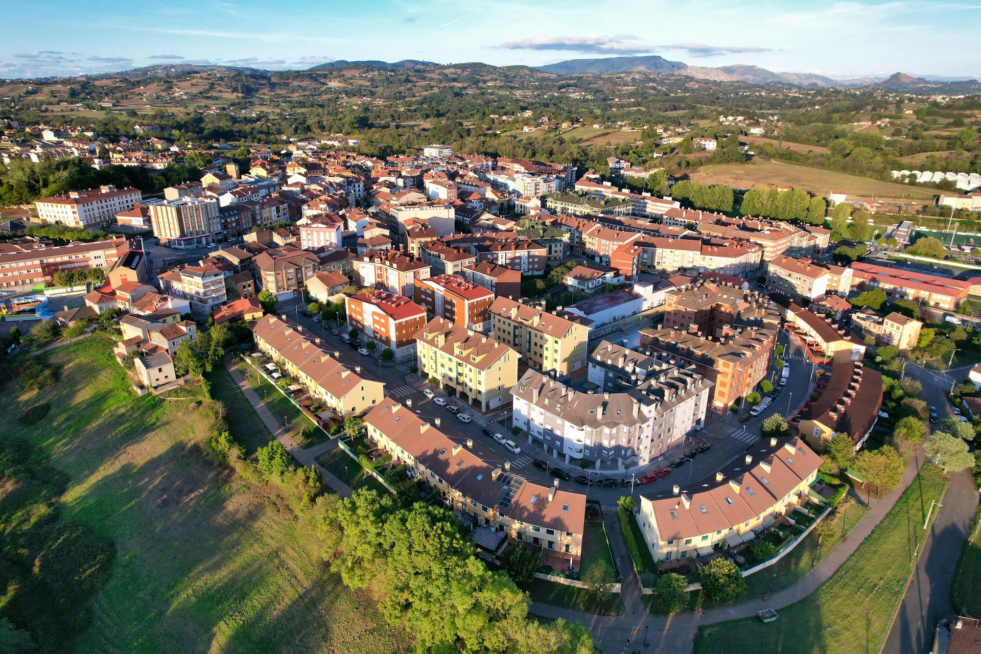 Conjunto de edificios a vista de pájaro.