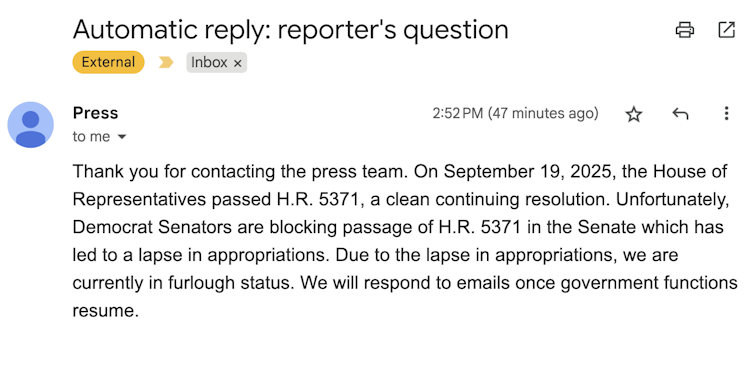 An email auto-reply from the Department of Education blaming the shutdown on Democrats.