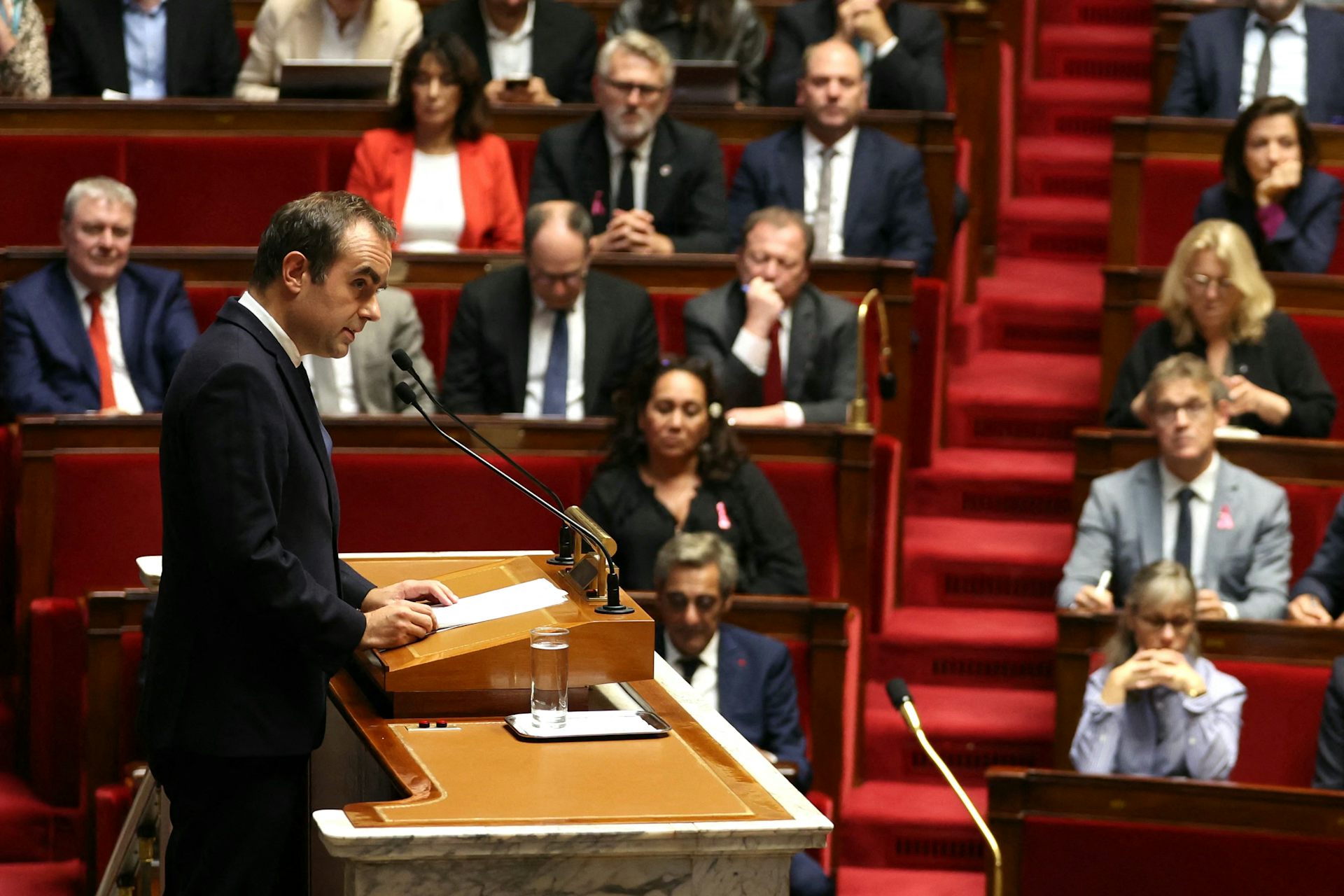 French Prime Minister Sébastien Lecornu speaks in front of seated lawmakers in parliament.