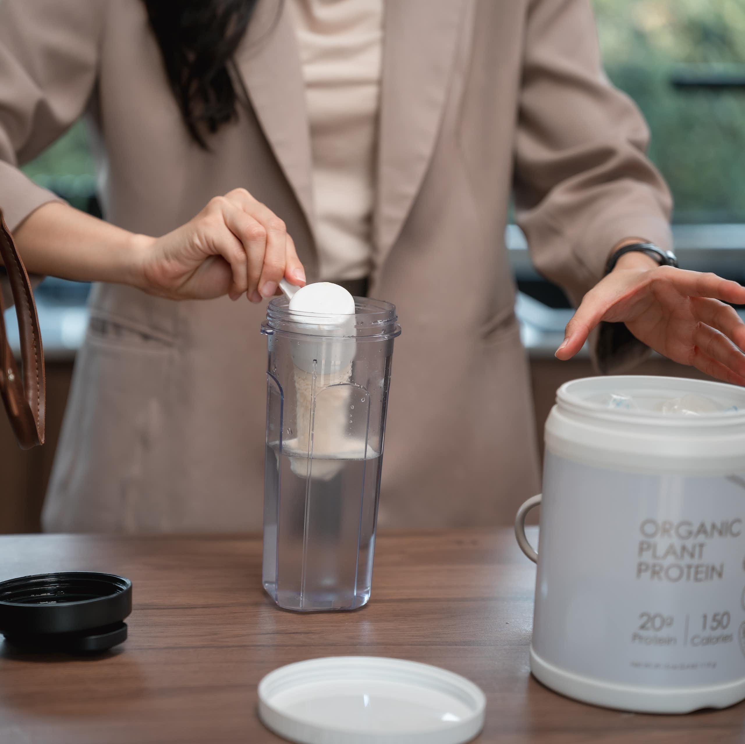 Protein powders and shakes contain high amounts of lead, new report says – a pharmacologist explains the data