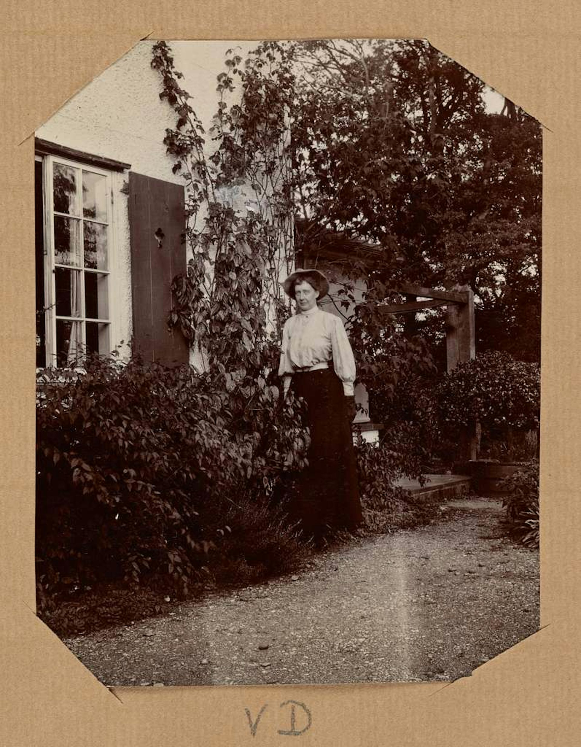 three unearthed early stories where Virginia Woolf’s genius first sparks to life  theconversation.com