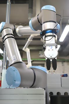 Robots that invent new fabrics 1 file 20251017 63 nhzep9.jpg?ixlib=rb 4.1