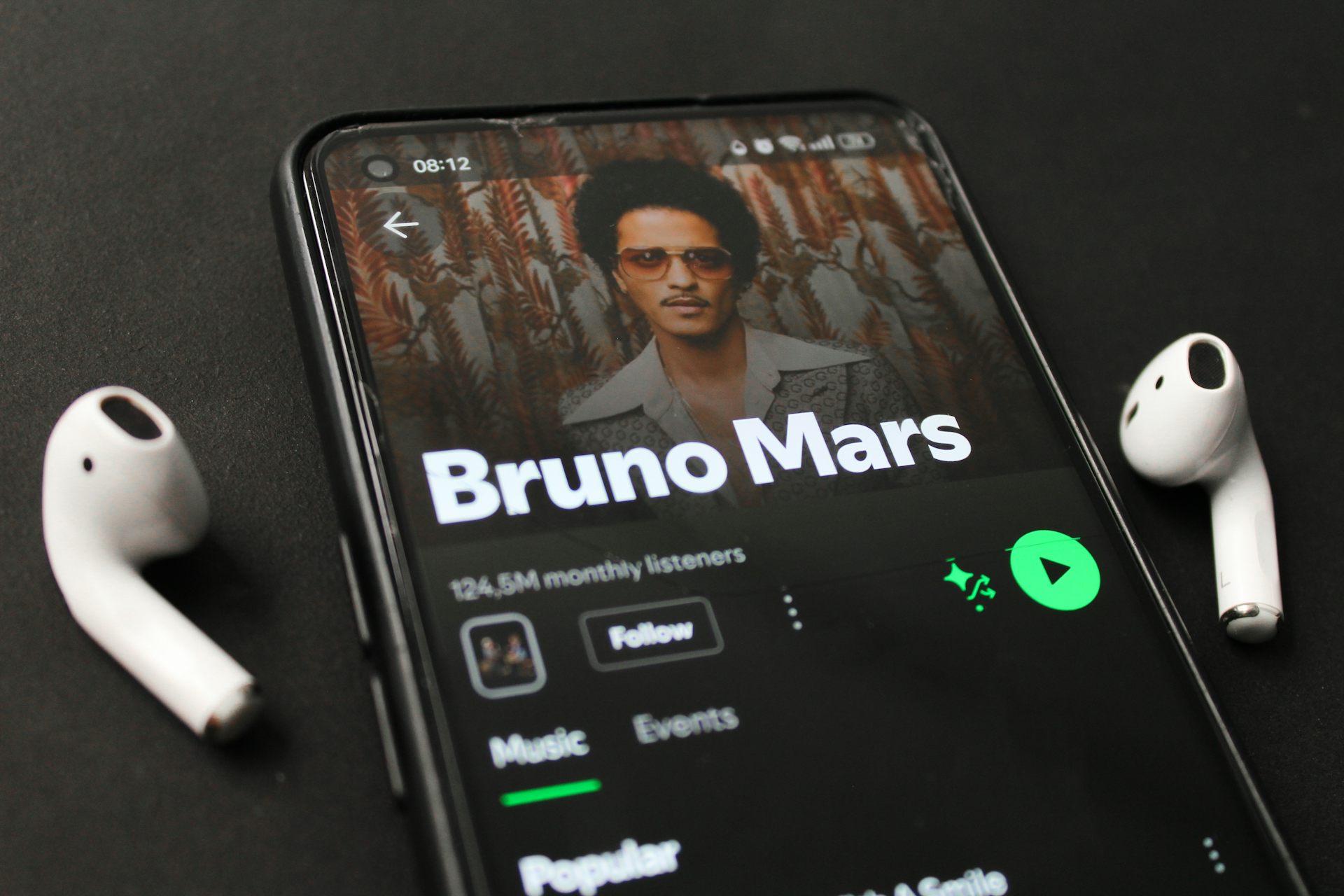 MTV couldn't provide the convenience that today's consumers demand