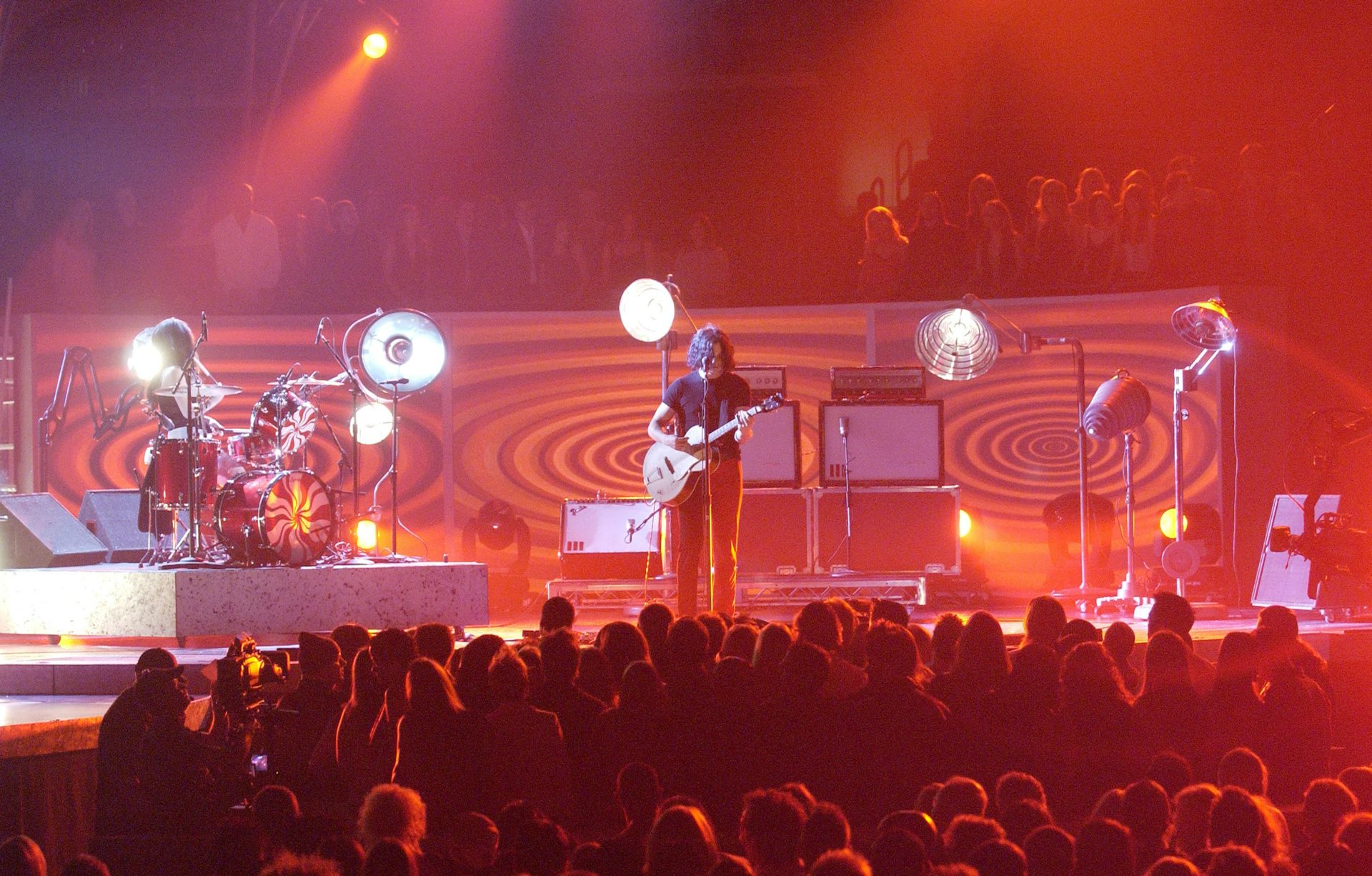 The band The White Stripes perform at the Grammys.