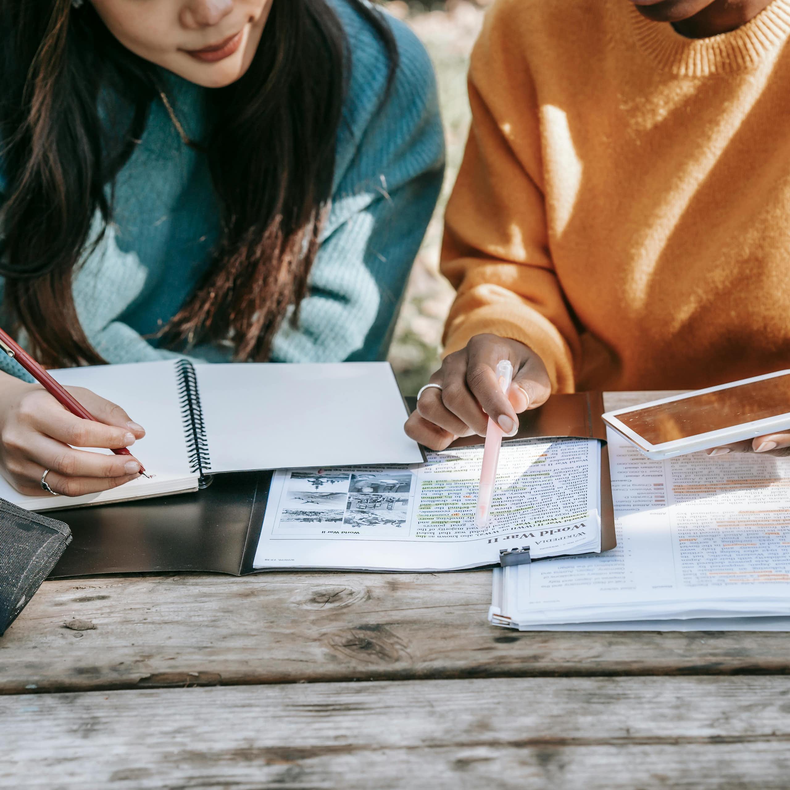 STEM VS Soshum: Perlukah kita memperdebatkan dikotomi ini?