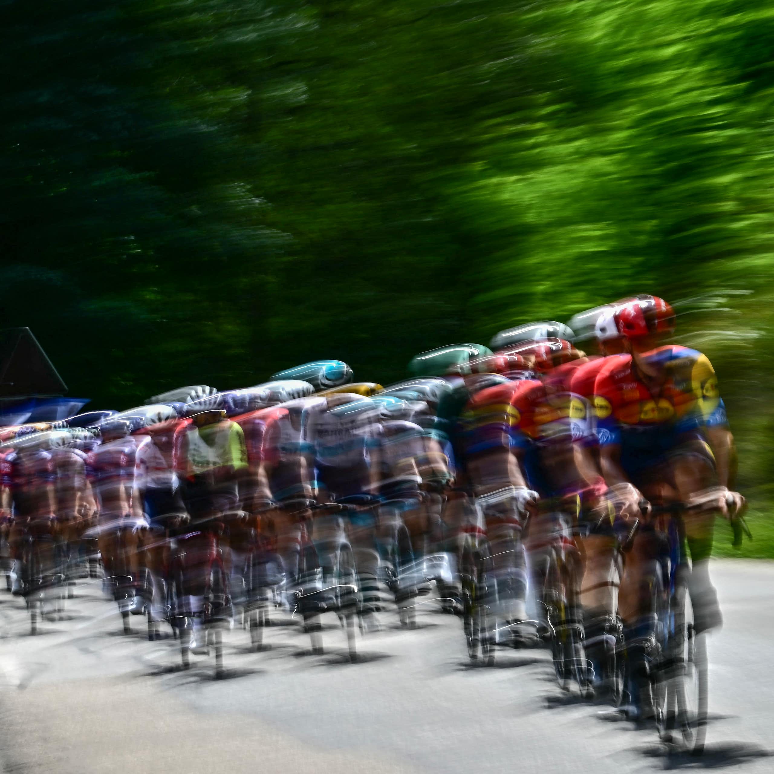 Pro-cycling crashes can be bad, but evidence suggests slower bikes aren’t the answer