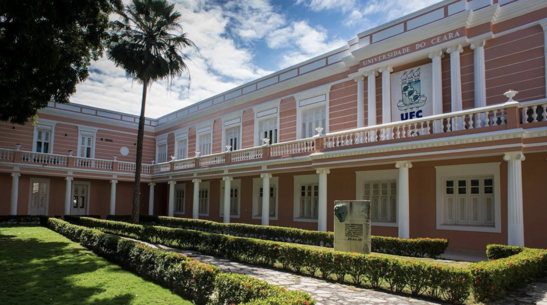 A polêmica da IA na academia: está certo simplesmente proibir?