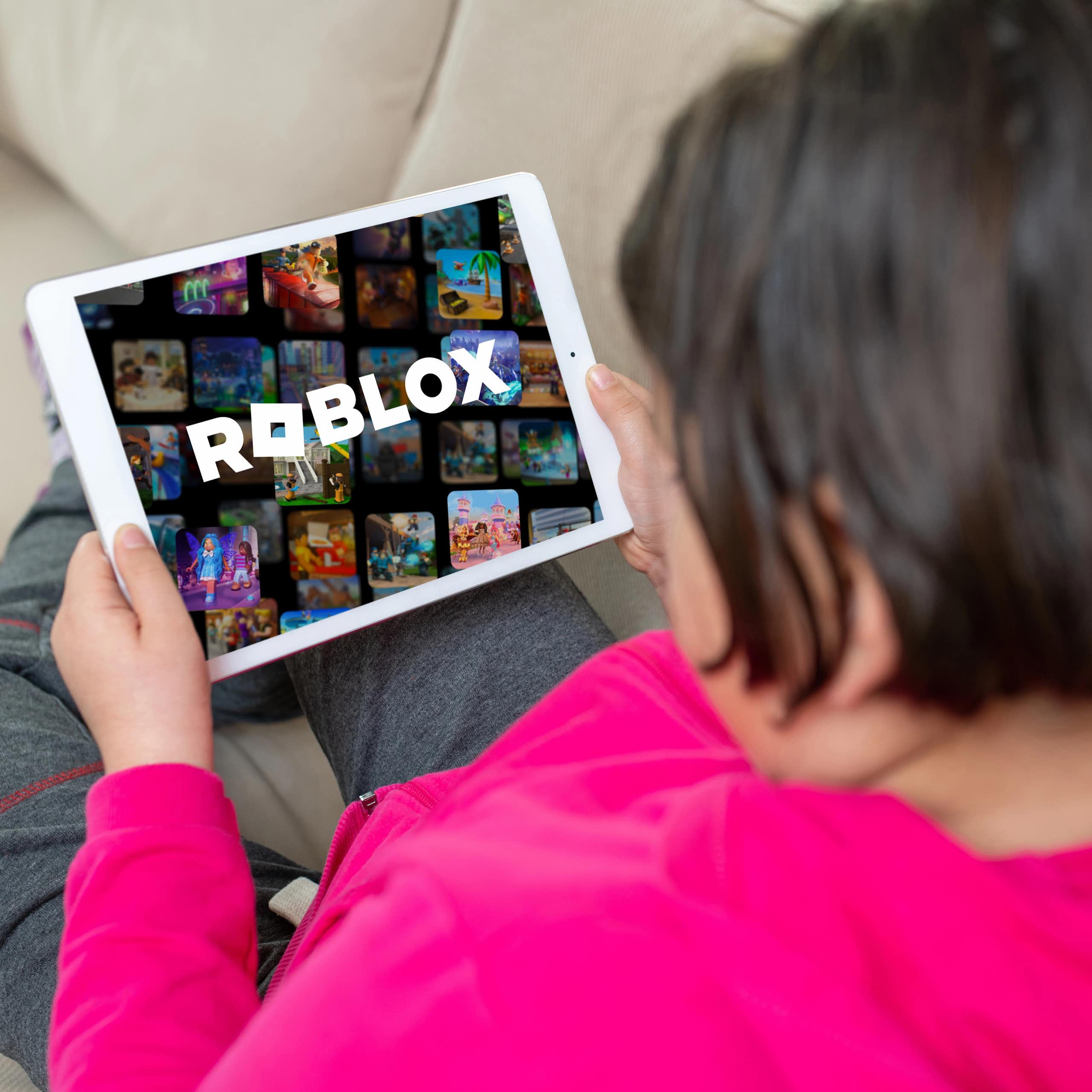 Roblox punya risiko konten dan interaksi yang berbahaya bagi anak-anak.