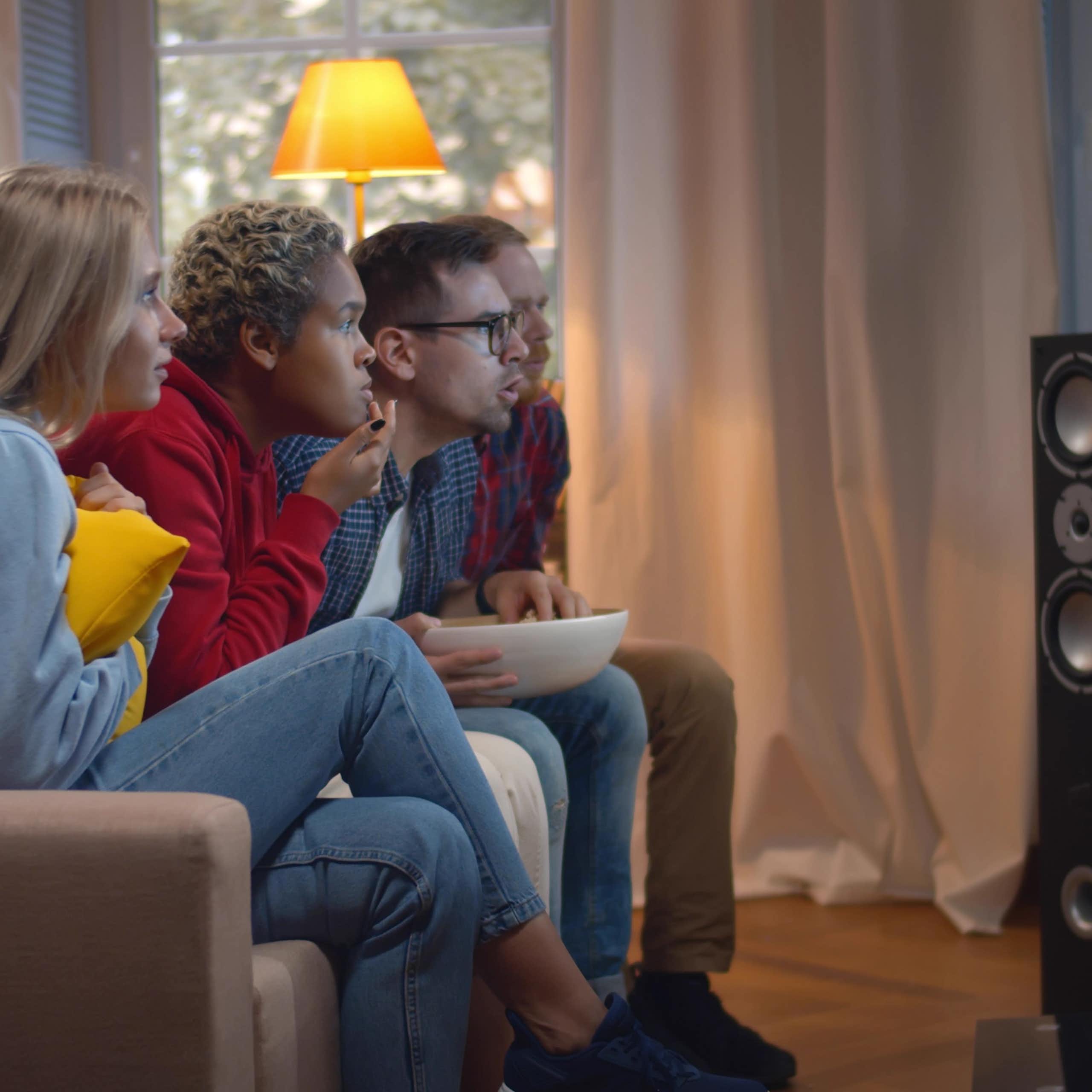 jeunes devant la télé