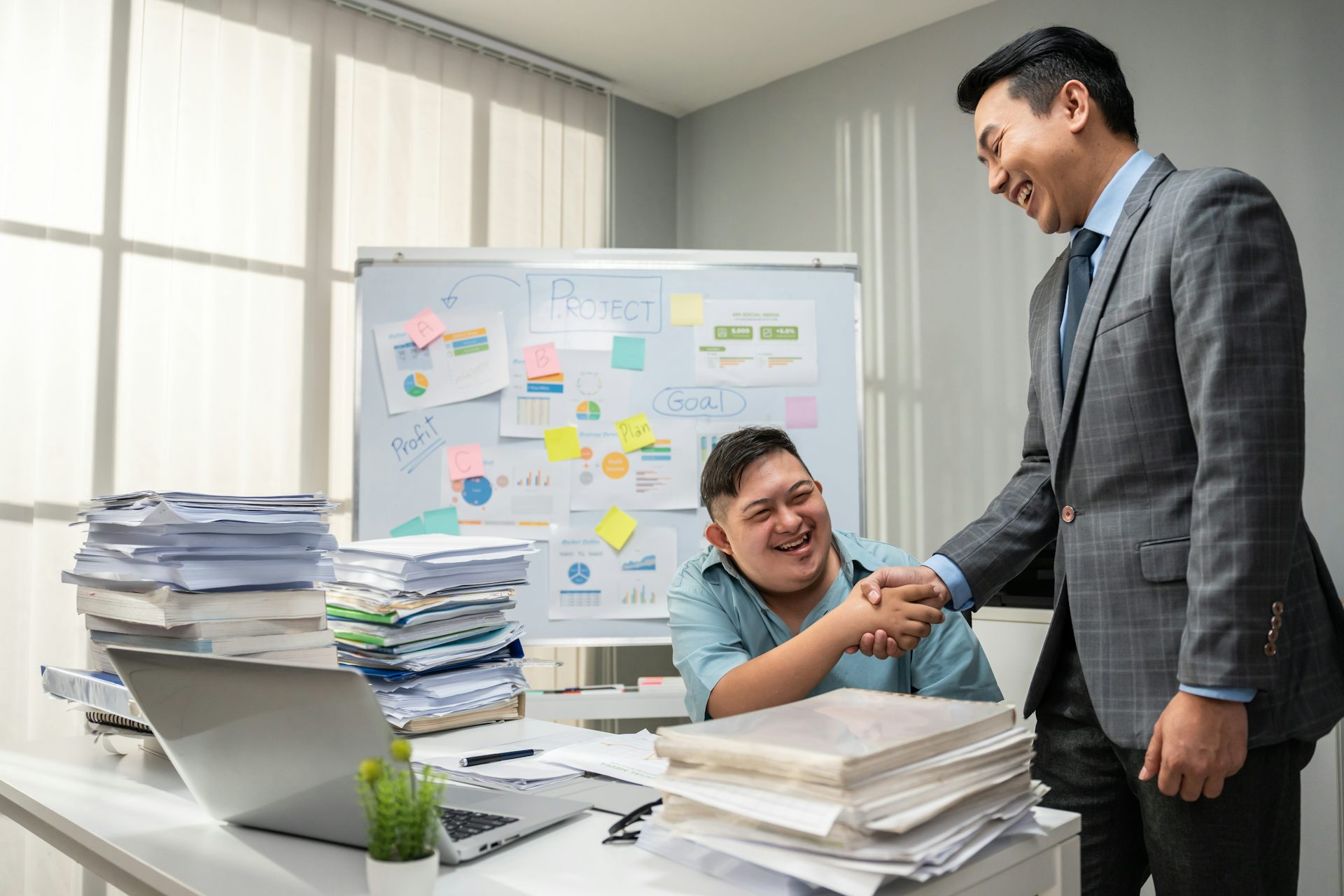 Stigma membuat perusahaan enggan merekrut orang dengan ‘Down syndrome’, studi saya menawarkan solusinya