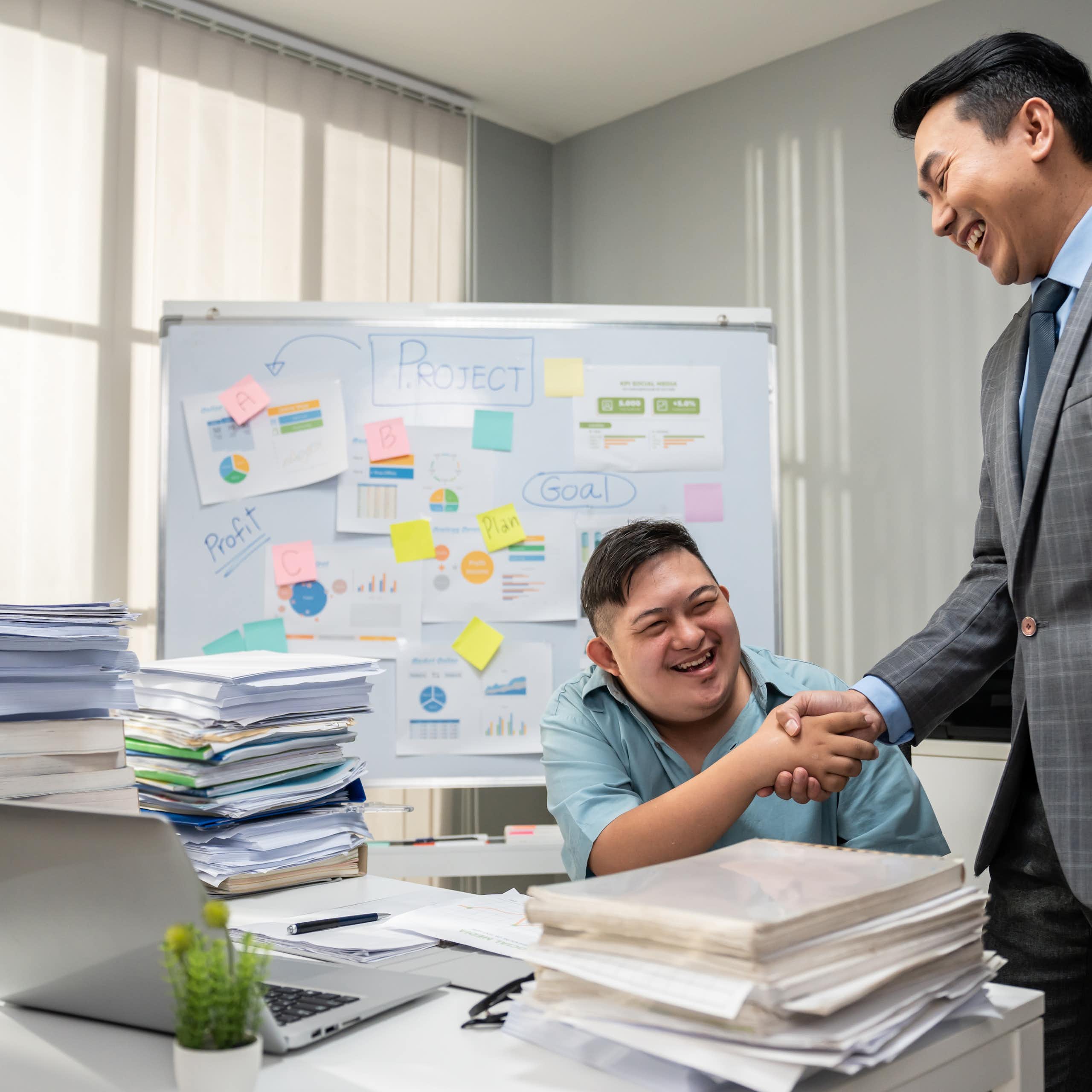 Stigma membuat perusahaan enggan merekrut orang dengan ‘Down syndrome’, studi saya menawarkan solusinya