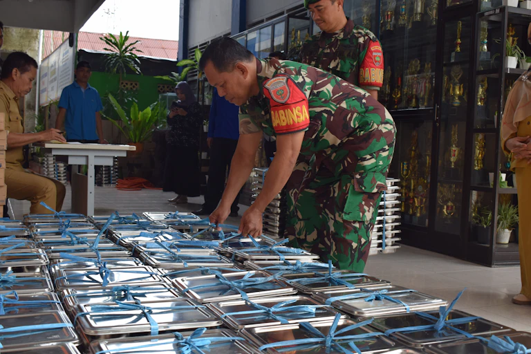 Program MBG lebih dominan melibatkan militer ketimbang pemerintah daerah.