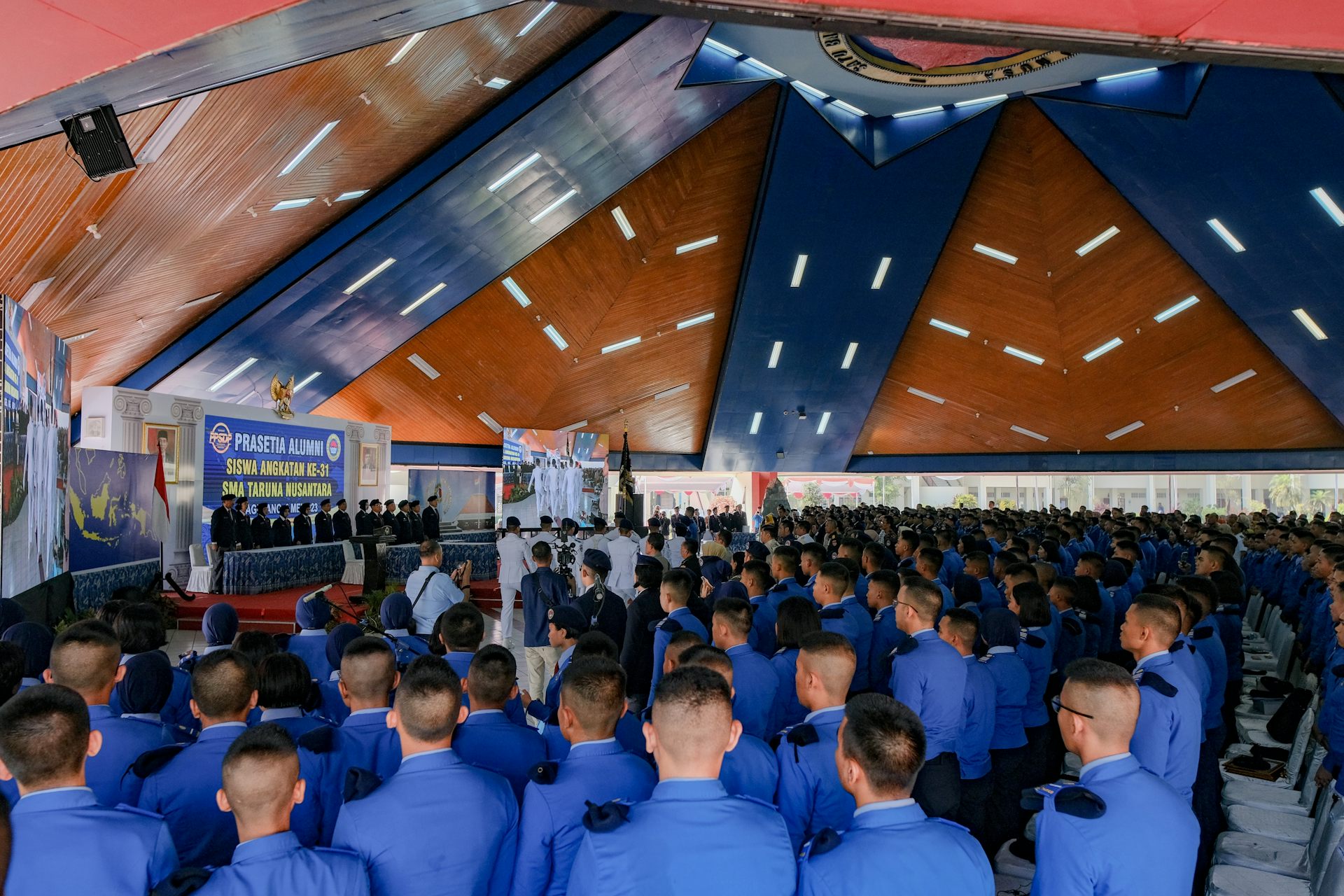 Sekolah Garuda digagas untuk memperkuat akses dan mutu pendidikan unggulan di Indonesia.